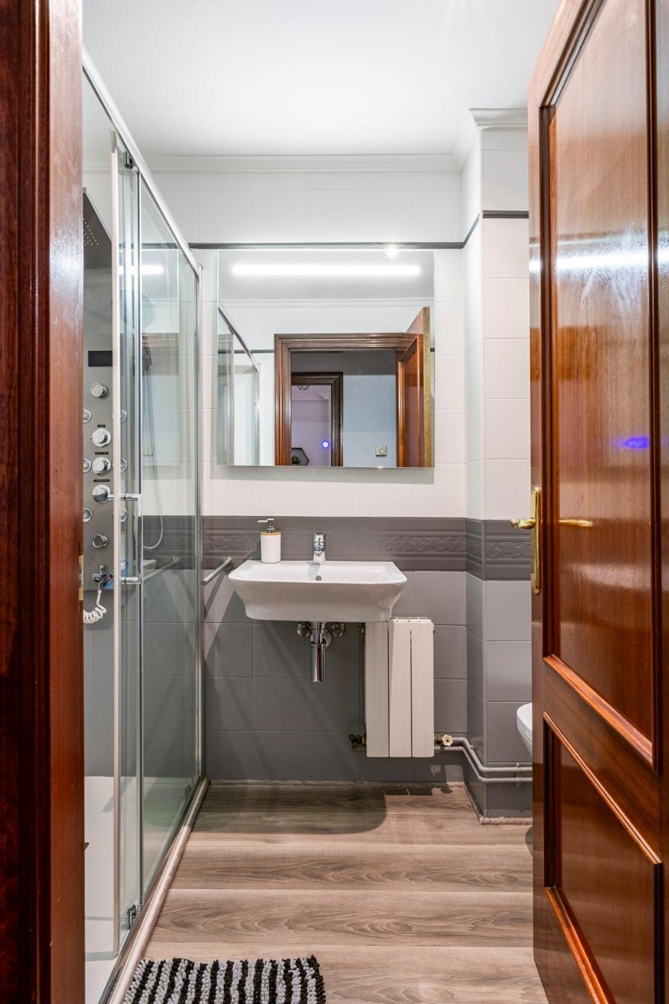 Exclusivo "Gran Bilbao" Suite Deluxe Parking Opcional Santurtzi Kültér fotó
